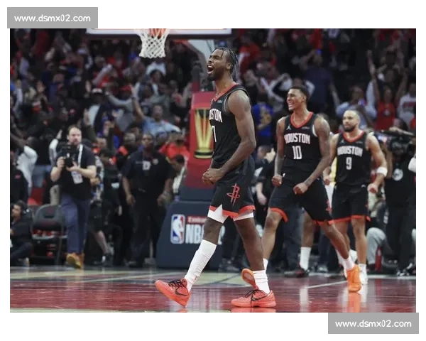 火箭队精彩对决全程回顾 球员表现分析与赛后深度解读